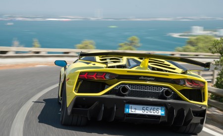 2019 Lamborghini Aventador SVJ Rear Wallpapers 450x275 (204)