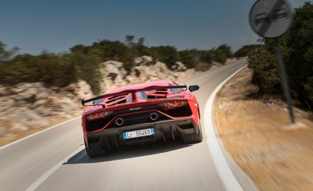 2019 Lamborghini Aventador SVJ Rear Wallpapers 450x275 (193)