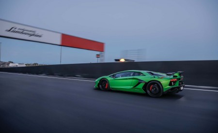 2019 Lamborghini Aventador SVJ Side Wallpapers 450x275 (9)