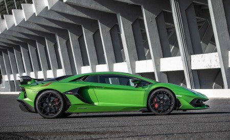 2019 Lamborghini Aventador SVJ Side Wallpapers 450x275 (151)