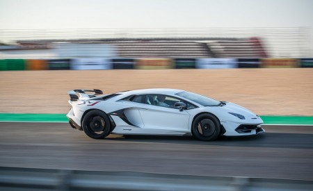 2019 Lamborghini Aventador SVJ Side Wallpapers 450x275 (235)