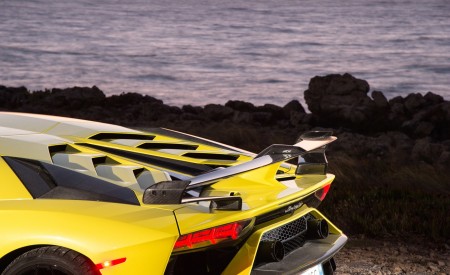 2019 Lamborghini Aventador SVJ Spoiler Wallpapers 450x275 (218)