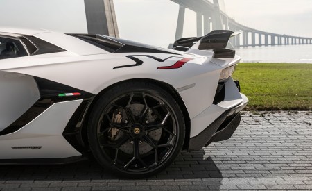 2019 Lamborghini Aventador SVJ Wheel Wallpapers 450x275 (138)