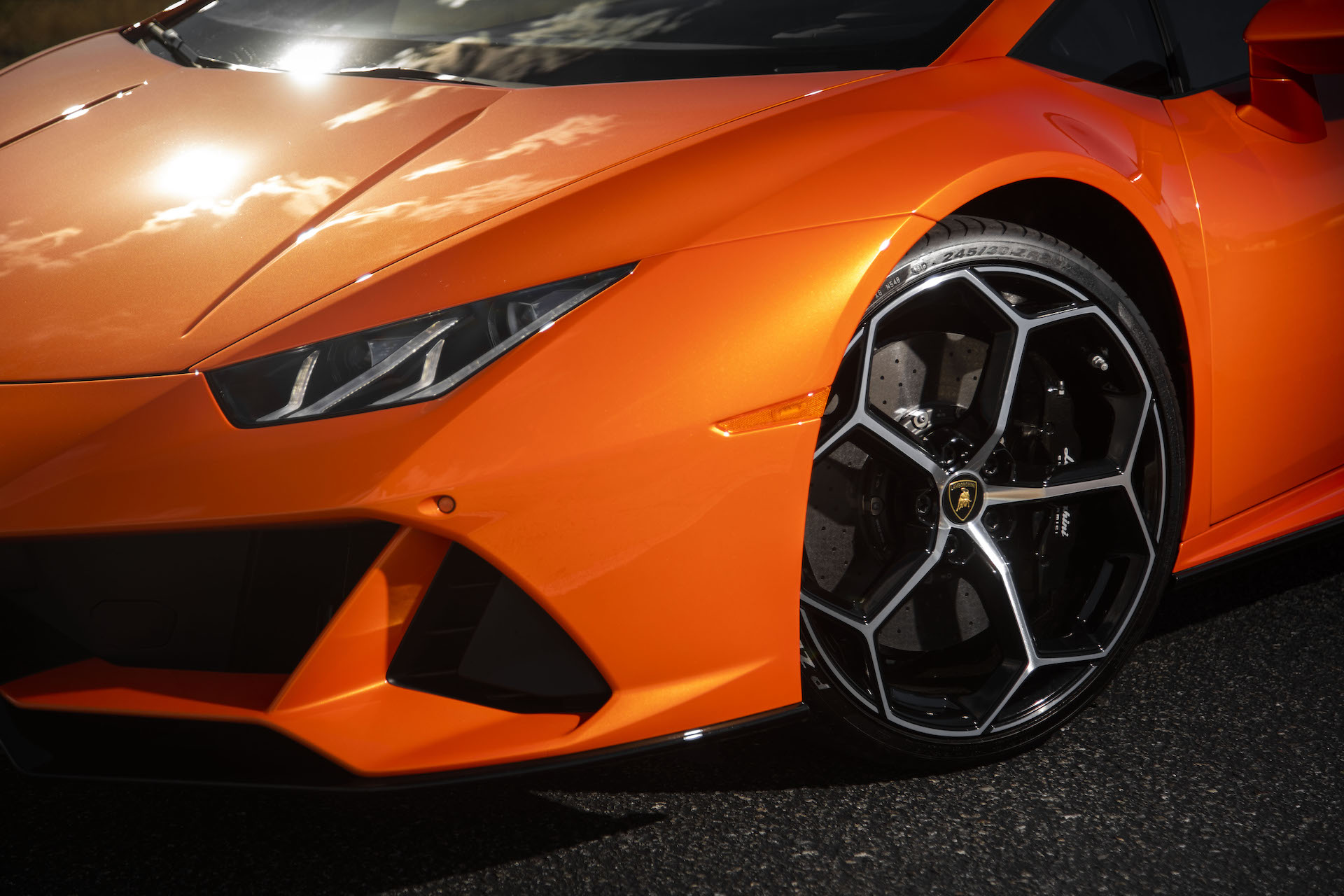 2019 Lamborghini Huracán EVO (Color: Orange) Wheel Wallpapers #38 of 177