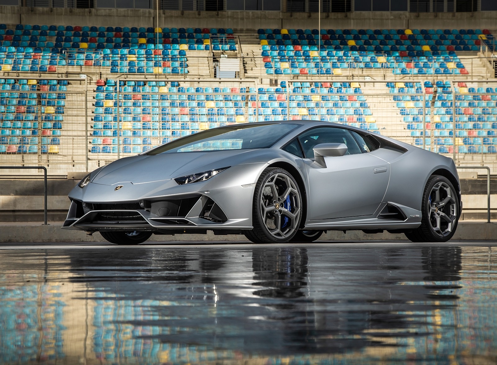 2019 Lamborghini Huracán EVO Front Three-Quarter Wallpapers #134 of 177