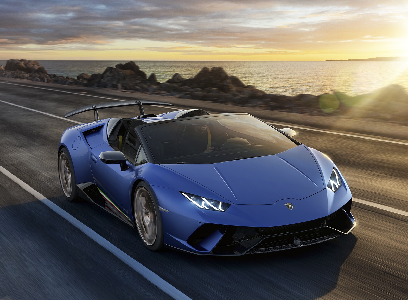 2019 Lamborghini Huracán Performante Spyder Front Three-Quarter Wallpapers #60 of 96