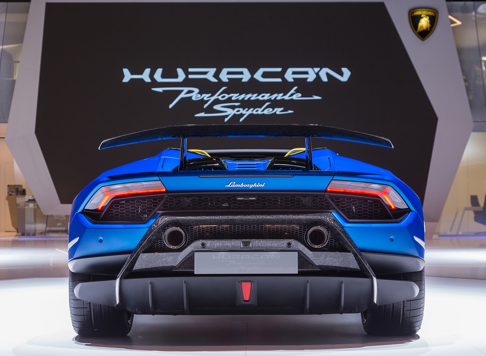 2019 Lamborghini Huracán Performante Spyder Rear Wallpapers #89 of 96