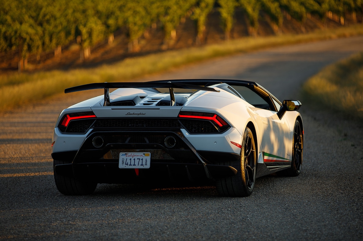 2019 Lamborghini Huracán Performante Spyder Rear Wallpapers #45 of 96