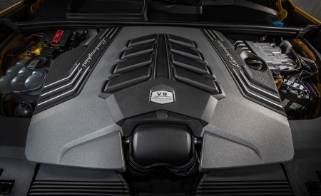 2019 Lamborghini Urus Engine Wallpapers 450x275 (24)