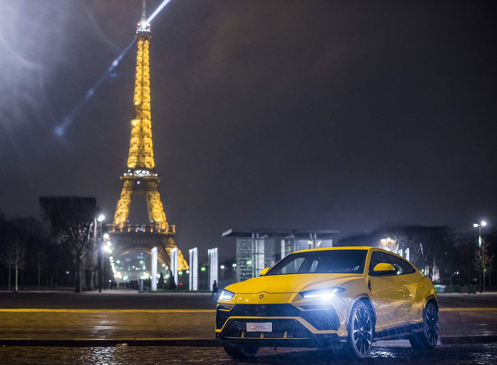 2019 Lamborghini Urus Front Three-Quarter Wallpapers #170 of 195