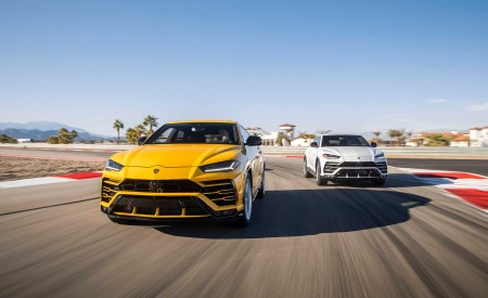 2019 Lamborghini Urus Front Three-Quarter Wallpapers 450x275 (1)