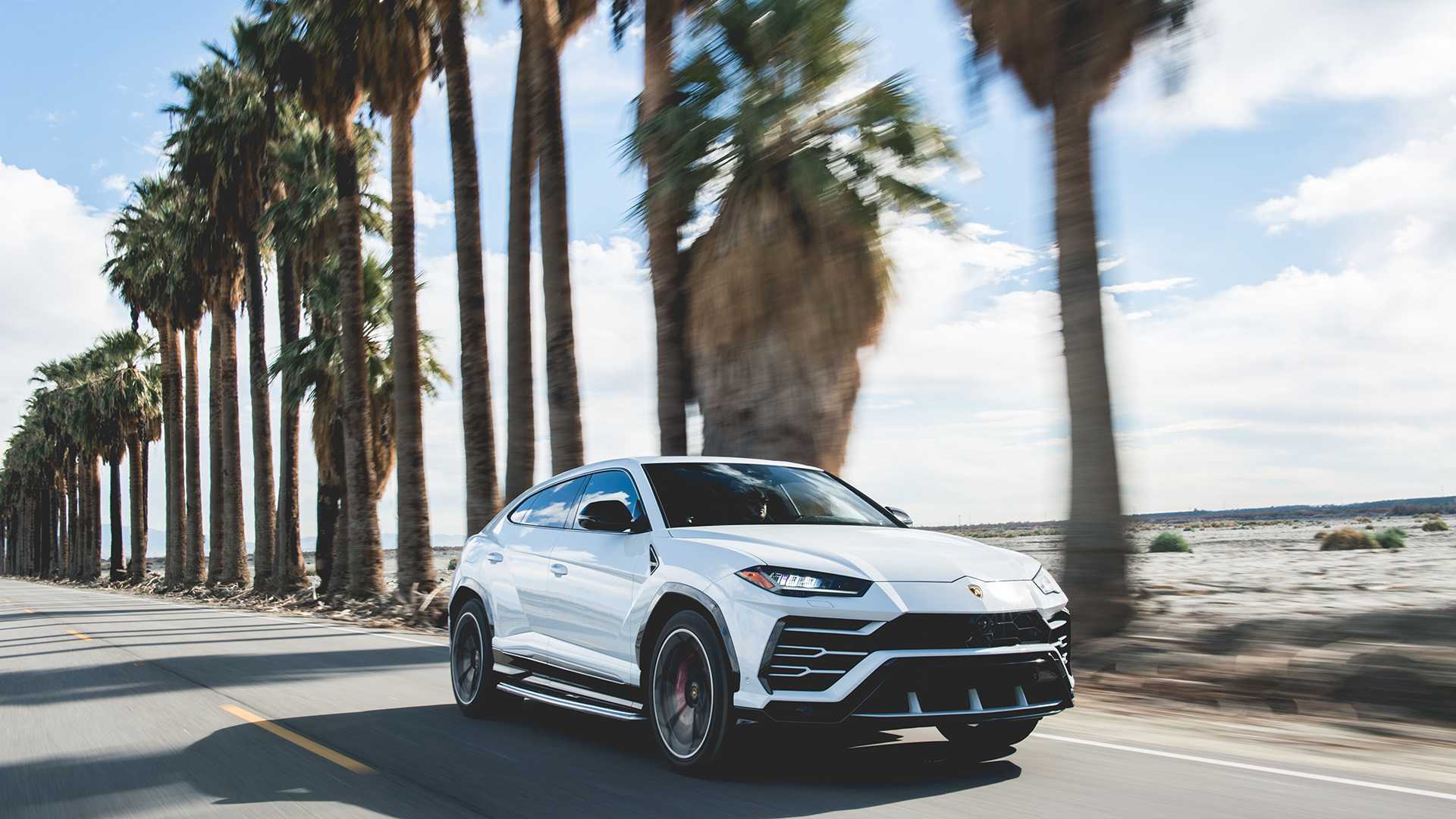 2019 Lamborghini Urus Front Wallpapers #79 of 195