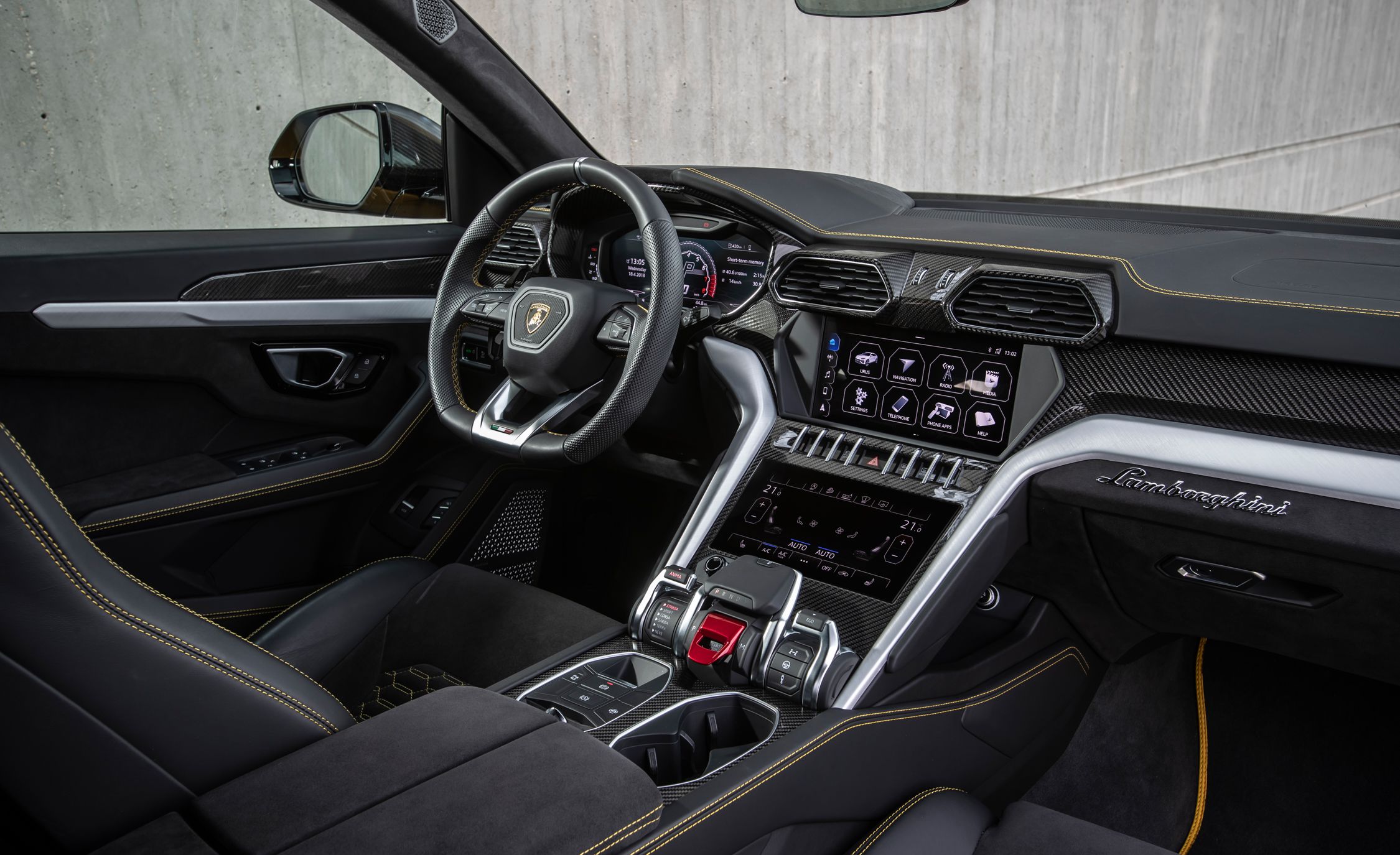 2019 Lamborghini Urus Interior Wallpapers #29 of 195