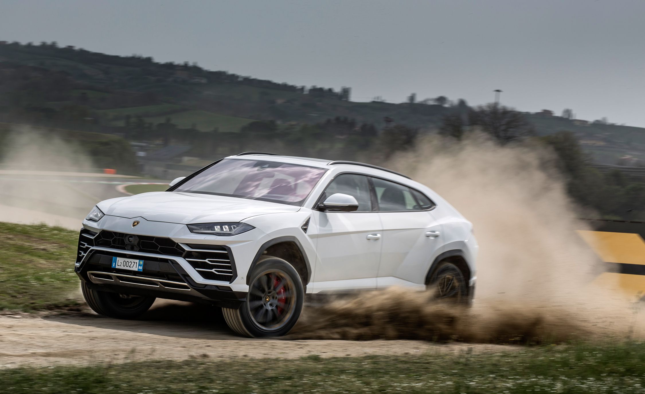 2019 Lamborghini Urus Off-Road Wallpapers #33 of 195