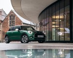 2019 MINI Cooper 3-Door 60 Years Edition Front Three-Quarter Wallpapers 150x120