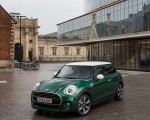 2019 MINI Cooper 3-Door 60 Years Edition Front Three-Quarter Wallpapers 150x120