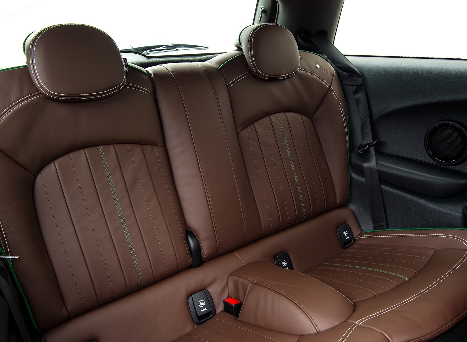 2019 MINI Cooper 3-Door 60 Years Edition Interior Rear Seats Wallpapers #61 of 71