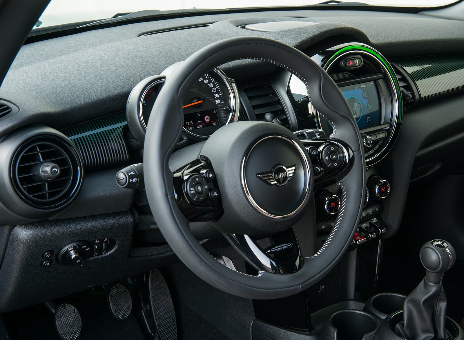 2019 MINI Cooper 3-Door 60 Years Edition Interior Steering Wheel Wallpapers #71 of 71