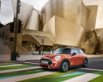 2019 MINI Hardtop 2 Door Front Three-Quarter Wallpapers 150x120 (56)