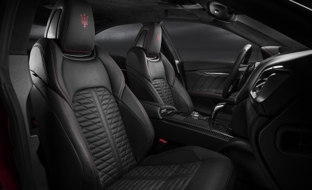 2019 Maserati Ghibli SQ4 GranSport Interior Front Seats Wallpapers 450x275 (23)