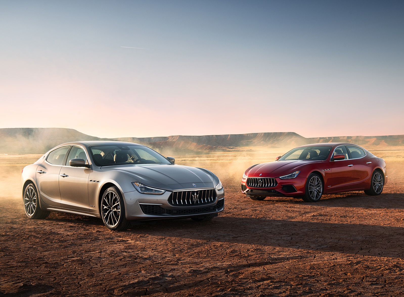 2019 Maserati Ghibli SQ4 GranSport and GranLusso Wallpapers #1 of 26