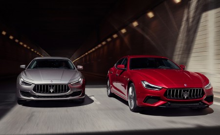 2019 Maserati Ghibli SQ4 GranSport and GranLusso Wallpapers 450x275 (2)