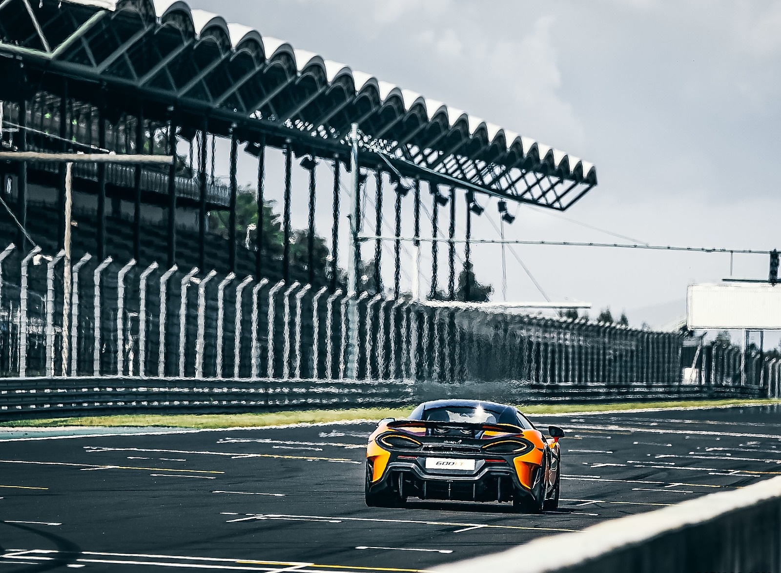 2019 McLaren 600LT Coupé Rear Wallpapers (10)