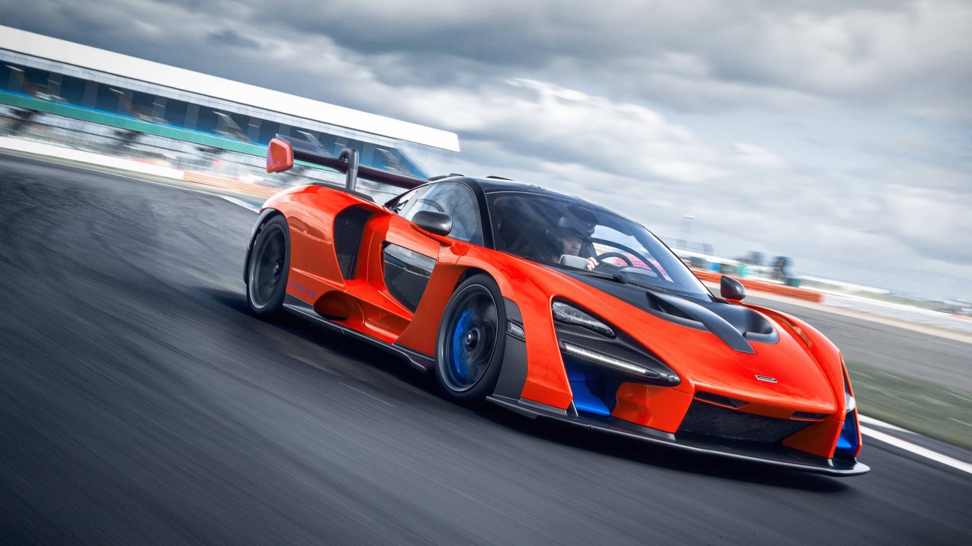 2019 McLaren Senna (Color: Delta Red) Front Three-Quarter Wallpapers (1)