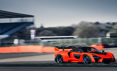 2019 McLaren Senna (Color: Delta Red) Front Three-Quarter Wallpapers 450x275 (24)