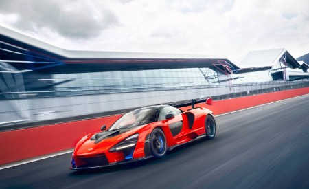 2019 McLaren Senna (Color: Delta Red) Front Three-Quarter Wallpapers 450x275 (11)