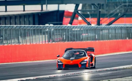 2019 McLaren Senna (Color: Delta Red) Front Wallpapers 450x275 (15)