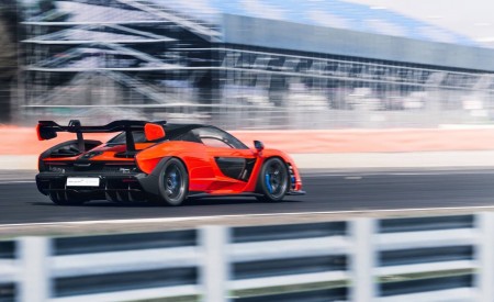 2019 McLaren Senna (Color: Delta Red) Rear Three-Quarter Wallpapers 450x275 (18)
