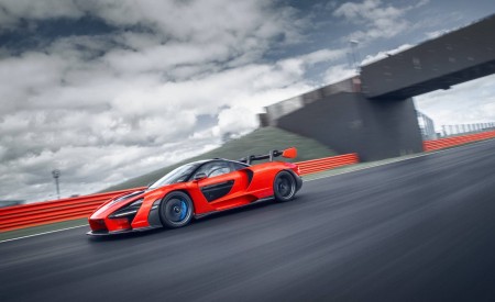 2019 McLaren Senna (Color: Delta Red) Side Wallpapers 450x275 (6)