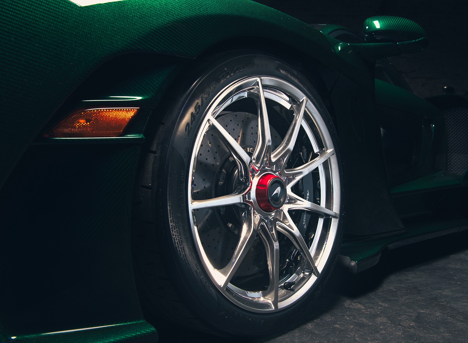 2019 McLaren Senna (Color: Emerald Green) Wheel Wallpapers #112 of 130