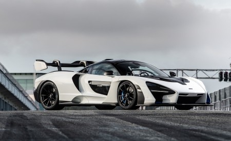 2019 McLaren Senna (Color: Pure White) Front Three-Quarter Wallpapers 450x275 (80)