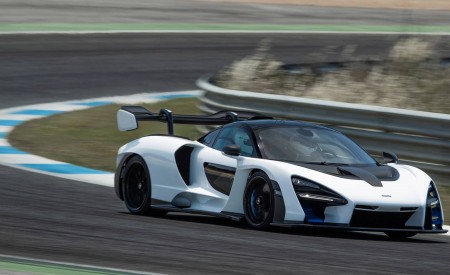 2019 McLaren Senna (Color: Pure White) Front Three-Quarter Wallpapers 450x275 (46)