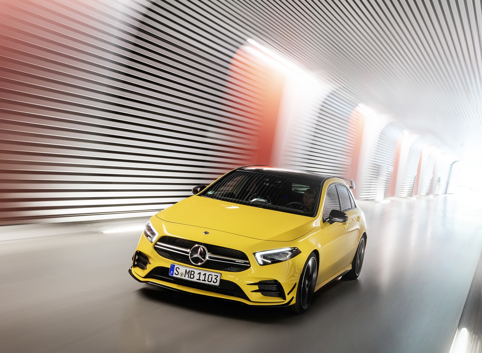 2019 Mercedes-AMG A35 4MATIC (Color: Sun Yellow) Front Three-Quarter Wallpapers #23 of 30