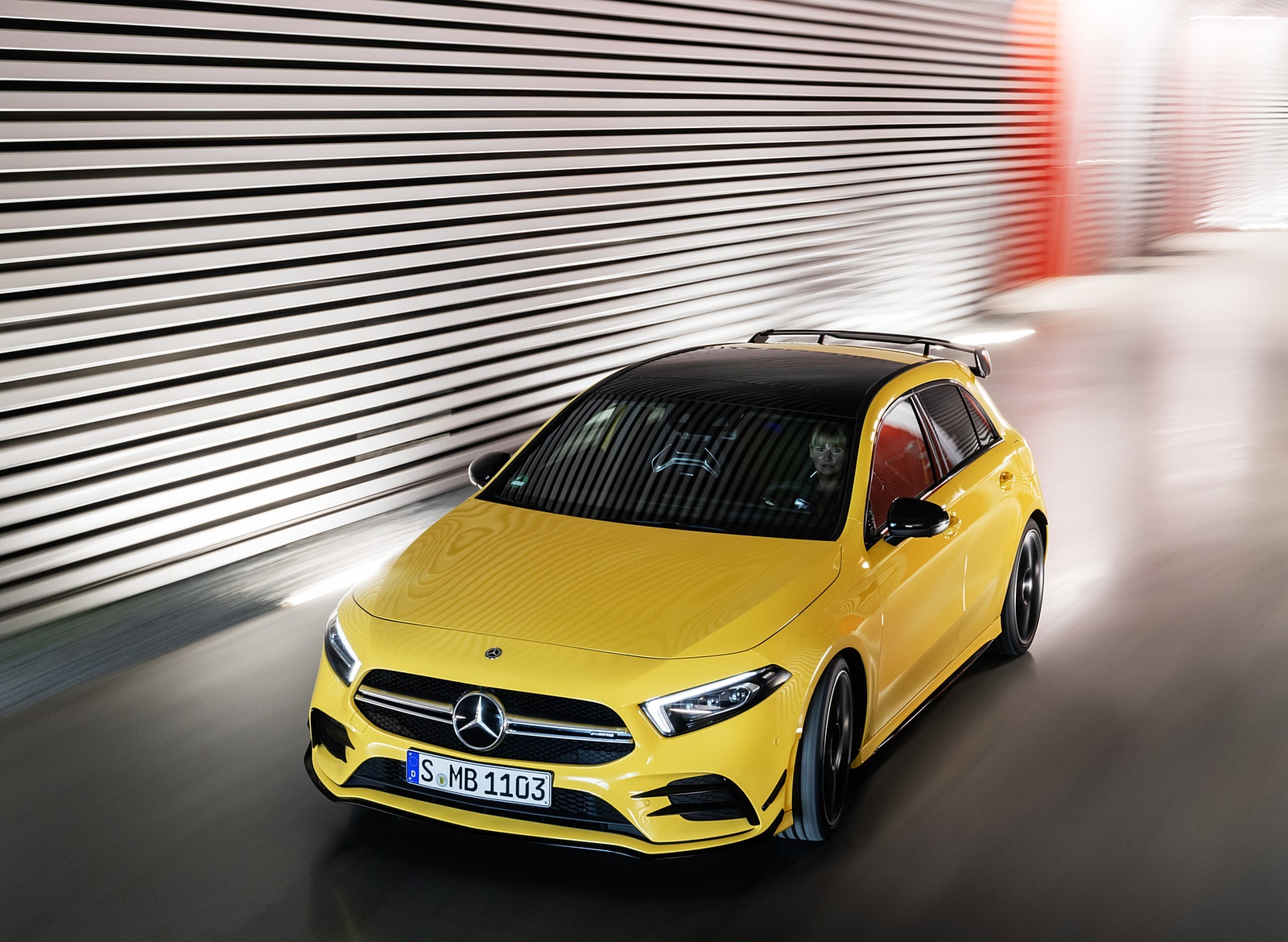 2019 Mercedes-AMG A35 4MATIC (Color: Sun Yellow) Front Three-Quarter Wallpapers #22 of 30