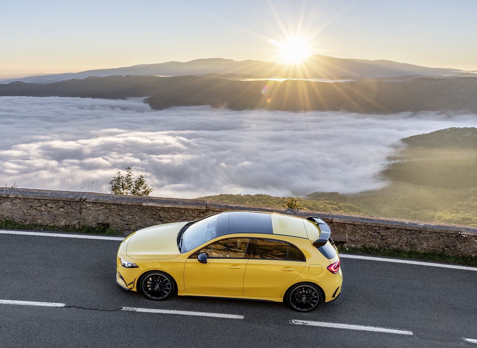 2019 Mercedes-AMG A35 4MATIC (Color: Sun Yellow) Top Wallpapers #6 of 30