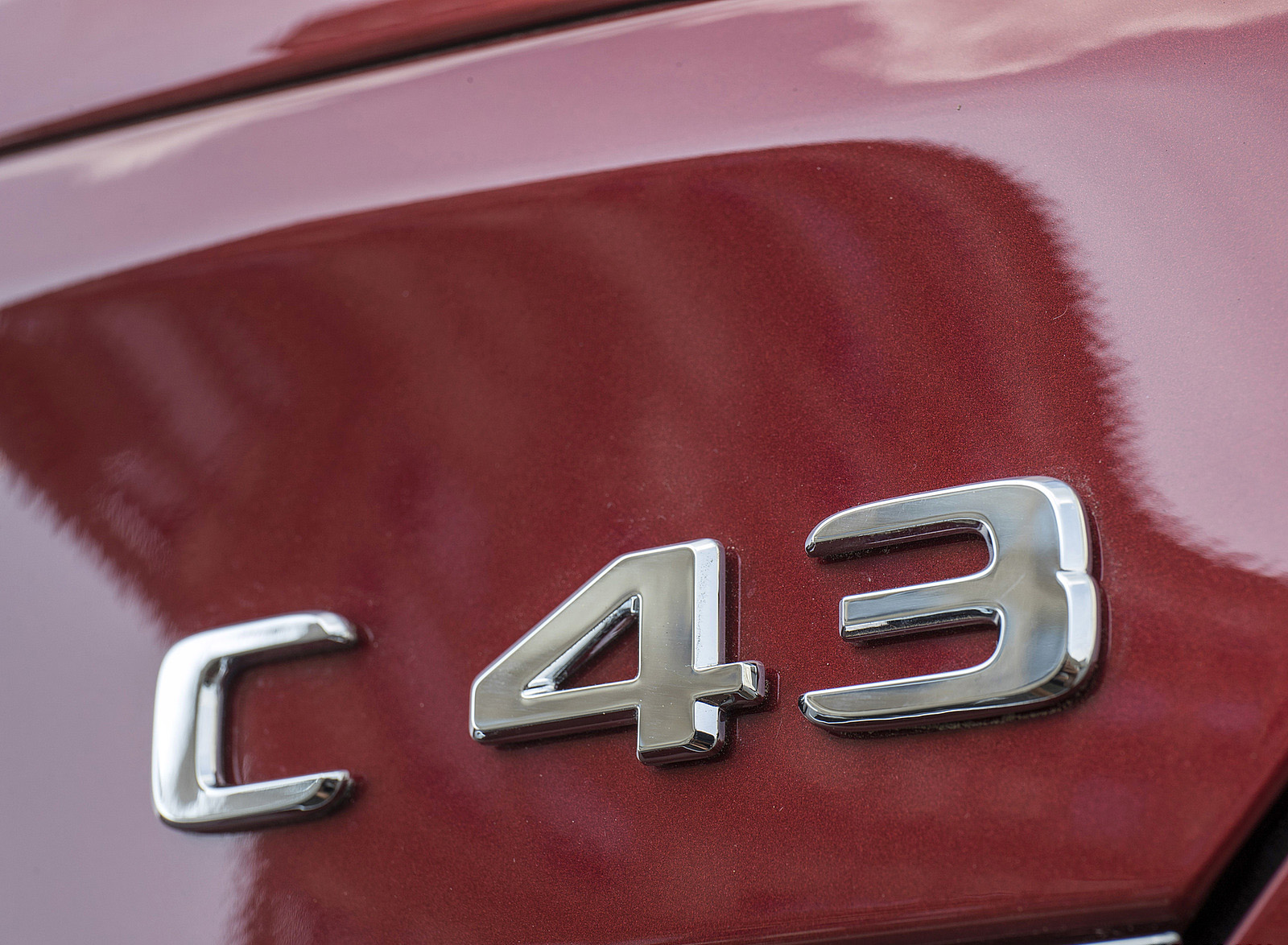 2019 Mercedes-AMG C43 4MATIC Sedan (Color: Hyacinth Red) Badge Wallpapers #61 of 191