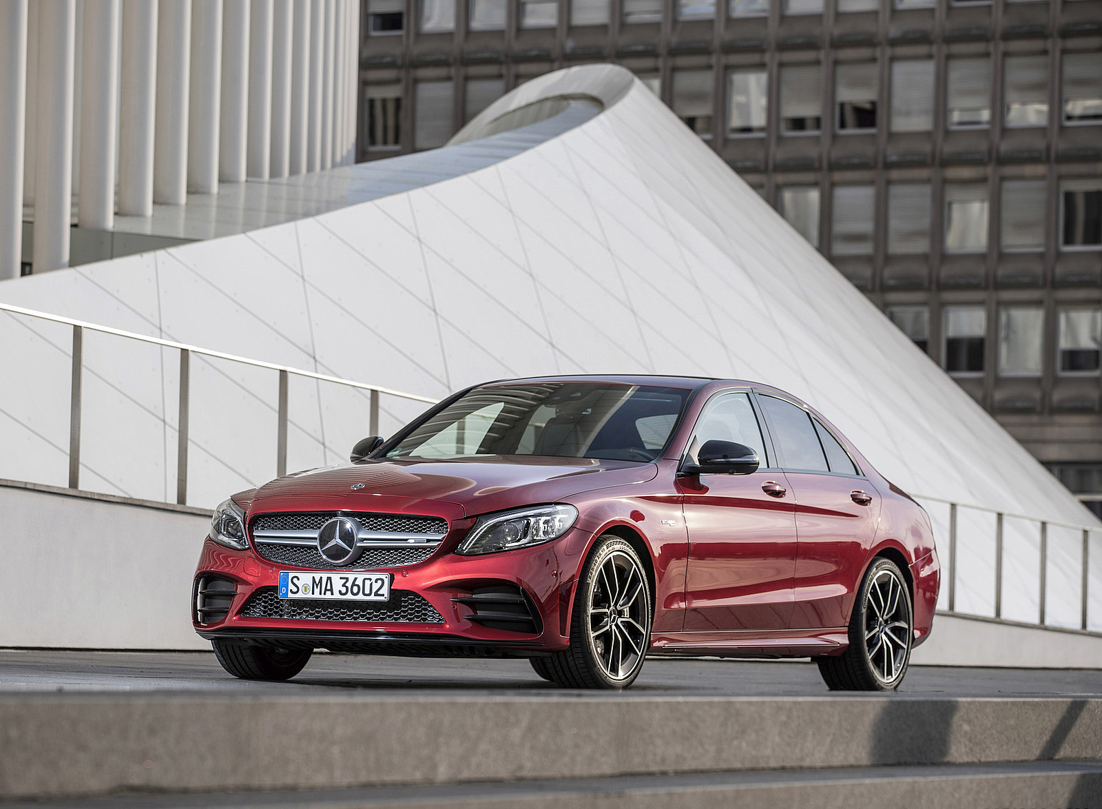2019 Mercedes-AMG C43 4MATIC Sedan (Color: Hyacinth Red) Front Three-Quarter Wallpapers #48 of 191