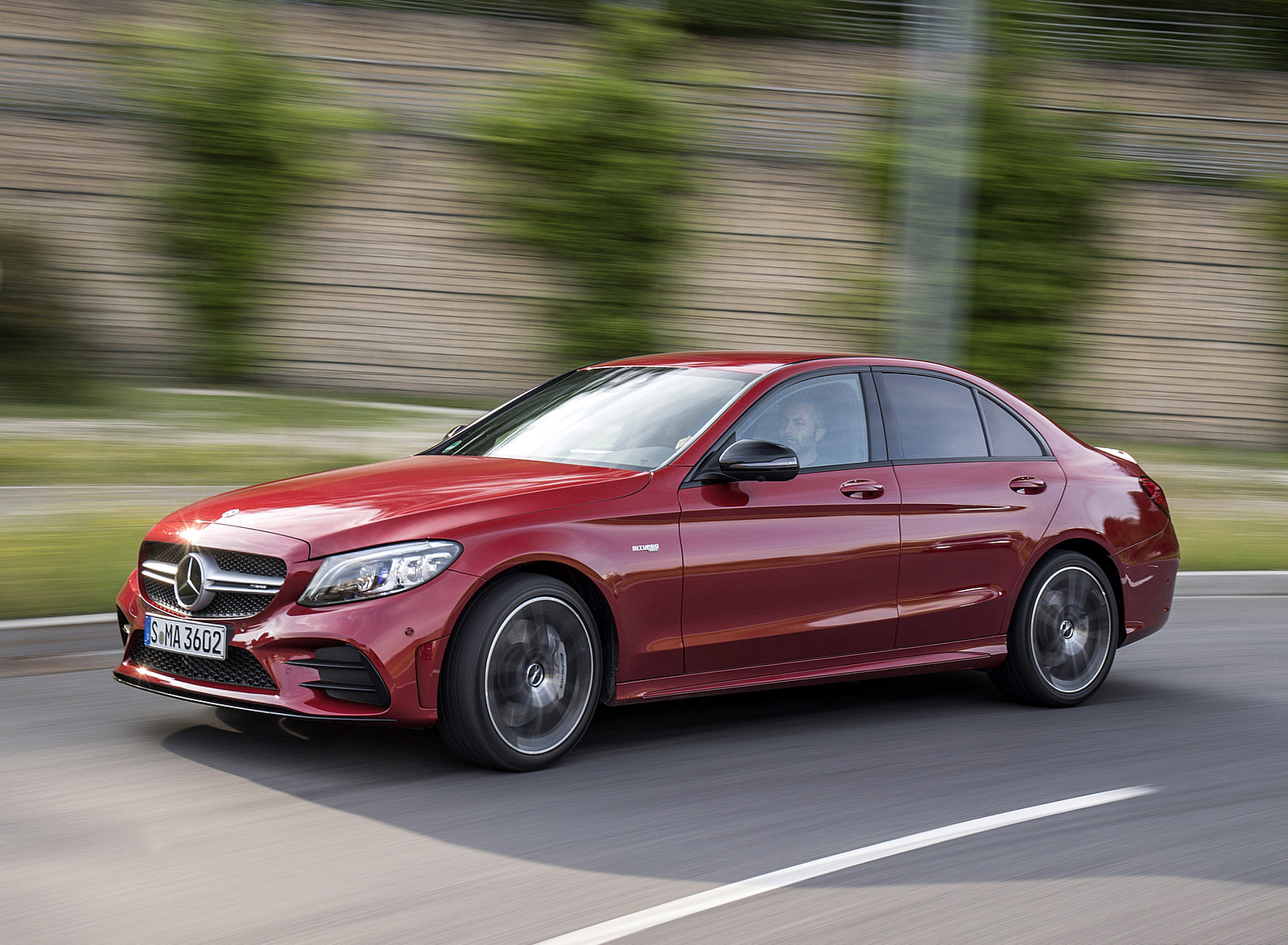 2019 Mercedes-AMG C43 4MATIC Sedan (Color: Hyacinth Red) Front Three-Quarter Wallpapers #16 of 191
