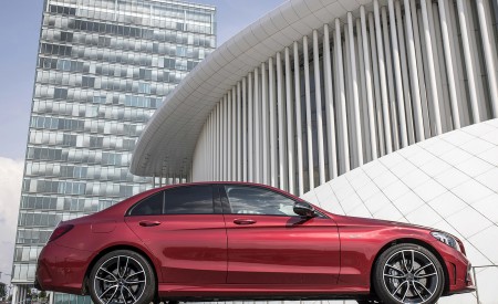 2019 Mercedes-AMG C43 4MATIC Sedan (Color: Hyacinth Red) Side Wallpapers 450x275 (50)