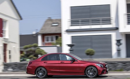 2019 Mercedes-AMG C43 4MATIC Sedan (Color: Hyacinth Red) Side Wallpapers 450x275 (35)