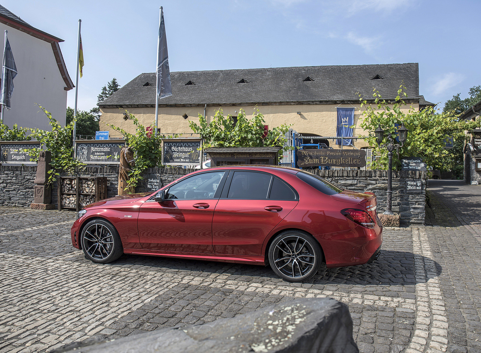 2019 Mercedes-AMG C43 4MATIC Sedan (Color: Hyacinth Red) Side Wallpapers #29 of 191