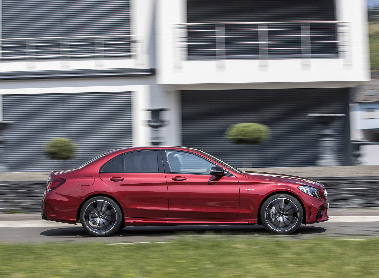 Мерседес Бенц AMG C 43