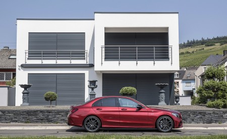 2019 Mercedes-AMG C43 4MATIC Sedan (Color: Hyacinth Red) Side Wallpapers 450x275 (43)