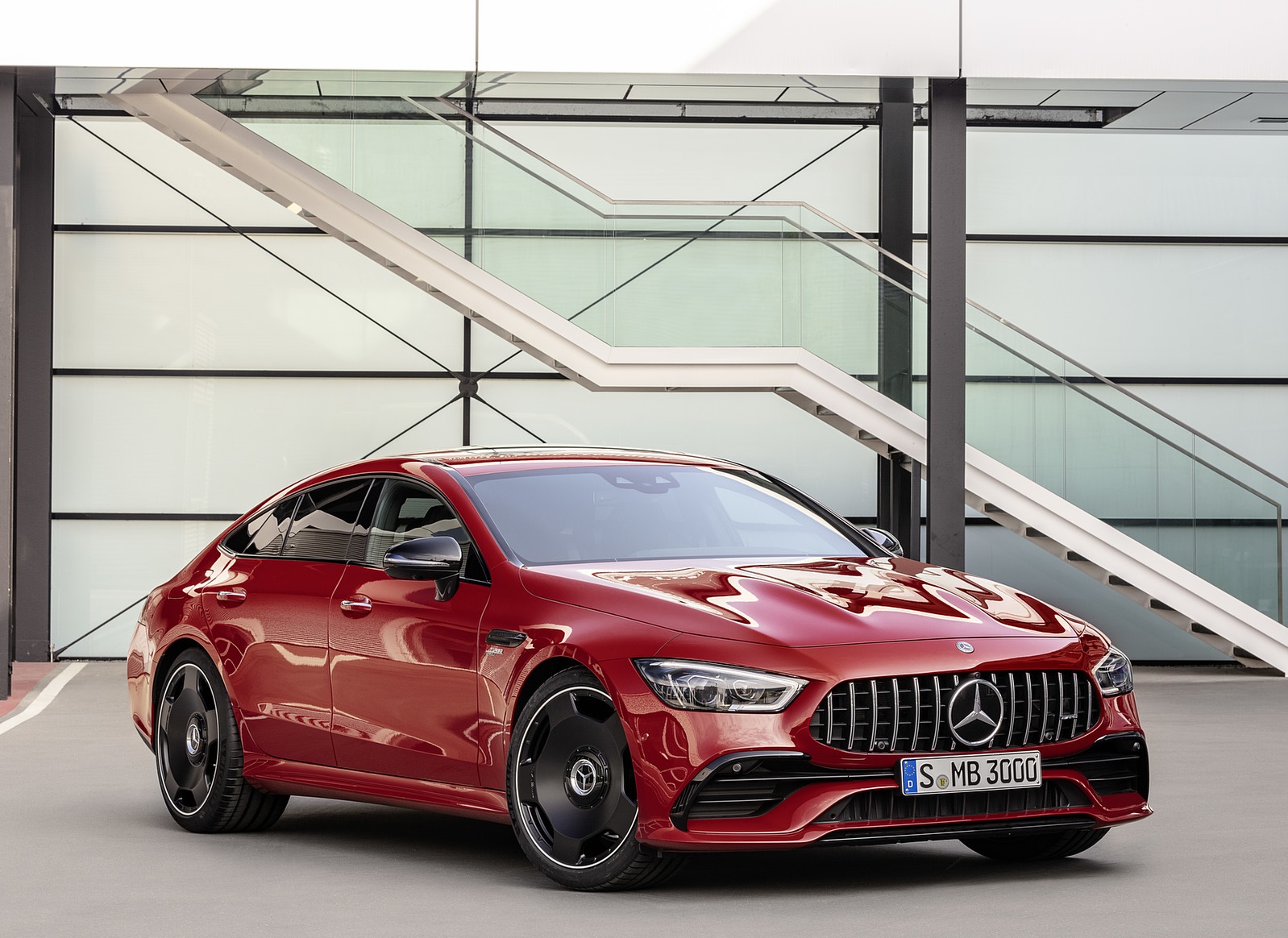 2019 Mercedes-AMG GT 43 4MATIC+ 4-Door Coupé (Color: Jupiter Red) Front Three-Quarter Wallpapers (4)