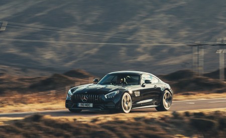 2019 Mercedes-AMG GT C Coupe Front Three-Quarter Wallpapers 450x275 (14)