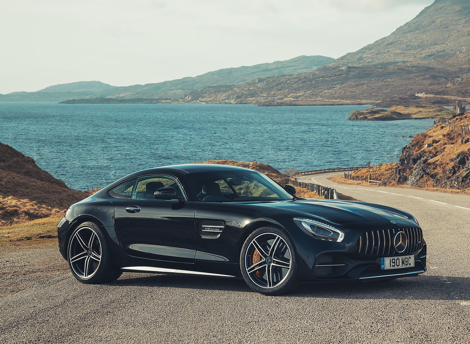 2019 Mercedes-AMG GT C Coupe Front Three-Quarter Wallpapers #26 of 59